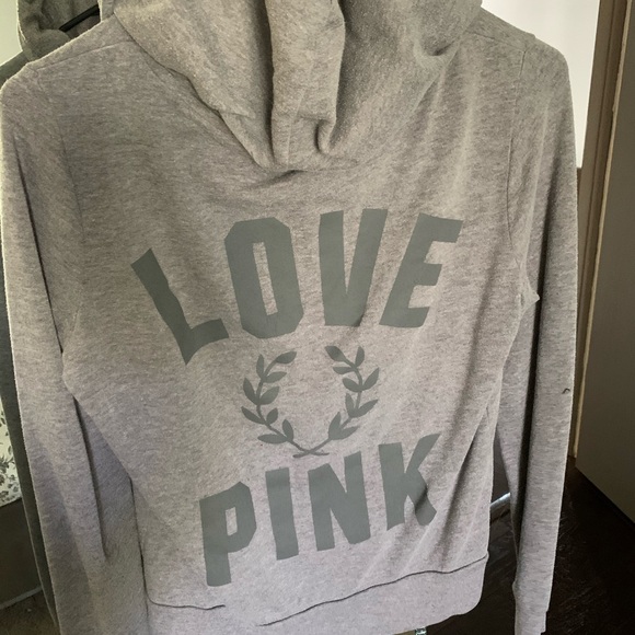 Victoria secret pink sweatshirt - Picture 3 of 3